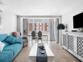 Cozy Room in Stylish Flat Just Steps from the Beach