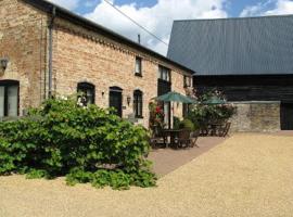 Pretty Cottage in peaceful village location close To Cambridge, hotel sa Cambridge