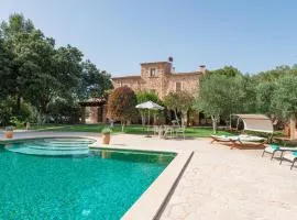 Villa de lujo con gran piscina y Campo de Golf cerca