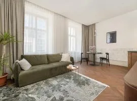 Stylowy Apartament przy Rynku Głównym we Wrocławiu by Rent like home