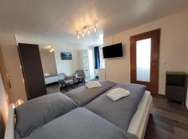 VINEU - Bed & Breakfast, Hotel in Winterberg