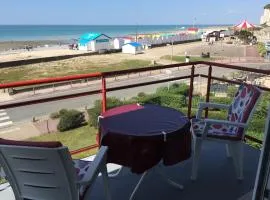 MAGNIFIQUE APPARTEMENT et AVEC VUE SUR MER