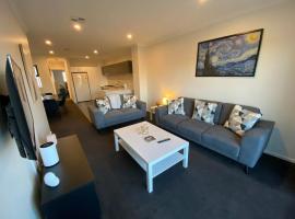 4BR 3BA Modern Townhouse at the Heart of Franklin - Hosted by Canstay, hôtel à Harrison