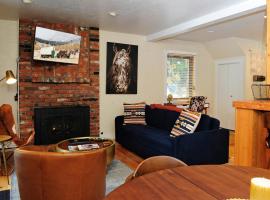 Andora Villa Condo 109, hotel i Ketchum