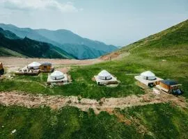 Yurta Base Camp, Shymbulak Mountain Resort