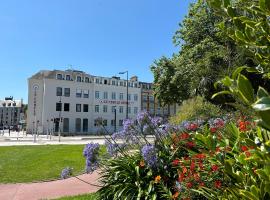 Hotel Le Cercle – hotel w mieście Cherbourg en Cotentin