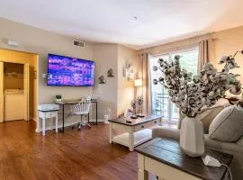 Luxury Modern Suite, Kingbed, Fast Wifi
