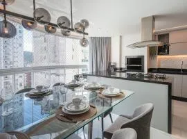 ITNC193 - 3 Suítes em alto padrão na Av. Atlântica