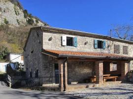Villa Daniela - central Istra - 25km to Opatija, ξενοδοχείο σε Dolenja Vas