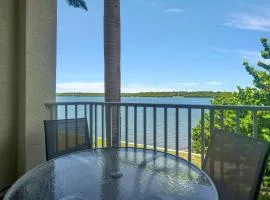 Bayview Oceanside Condo with Pool and Private Balcony