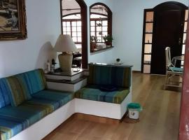Casa Amarela, hotel v destinaci Mongaguá