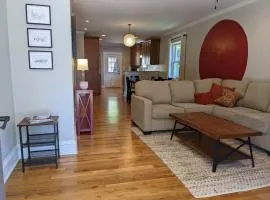 Casa Rosa - 2br West End Bungalow