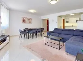 Apartment Stefany - Veli Maj