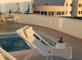 North Lodge by PetitChic, aparthotel v destinaci Mellieħa
