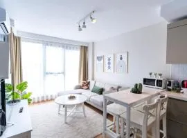 Modern Stylish 2br Apt, Near Eyp Sultan Mosque