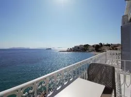 Aurora - Rooms & Suites - Spetses