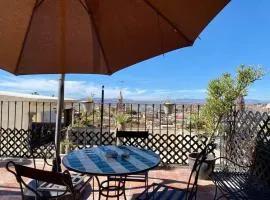 Cozy 3BR House in Centro Terrace Parish View