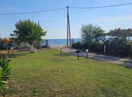 Sea Side View، فندق في Dhíkella