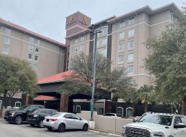 La Quinta by Wyndham San Antonio Airport