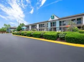 Quality Inn Pelham I-65 exit 246
