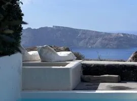 270 Oias View