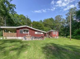 2 Bedroom Awesome Home In Ljungby, hotel v destinaci Ljungby