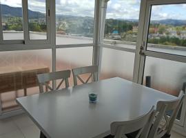 Amplio ático con terraza y vistas, hotel en Igualada