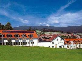 Hotel Waldhaus, hotel v destinaci Gleißenberg