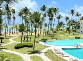Beach Front Apartments by Playa Palmera
