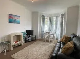 2 Bedrooms Holiday home in Edinburgh near City Center