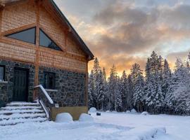 The Maoli Peaceful Retreat Hot tub, hotel in Grande Vallee
