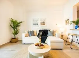 Cozy 1br Apartment In Waters Edge, By Voyage