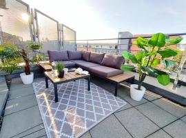 Ulmer Penthouse für 7, Arbeitsplatz, XXL-Dachterrasse, Grill, Wii，烏爾姆的飯店
