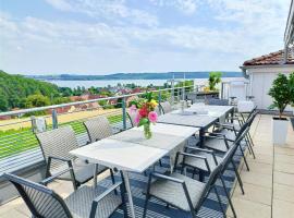 Seeblickapartment f&uuml;r bis zu 12, N&uuml;rnberg & Schwabach in 30-35 Minuten zu erreichen, Sauna, Arbeitsplatz, Dachterrasse & Grill