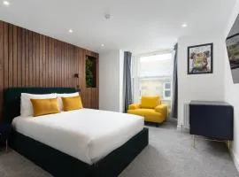 Room 2 Hotel style Double bedroom in Marazion