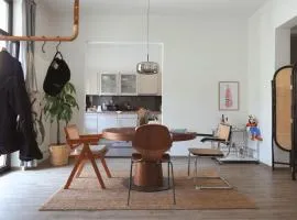 Spacious Stylish Scandi Apartment in Linden-Mitte