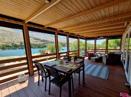 LuxMobil, hotel v destinaci Grebaštica