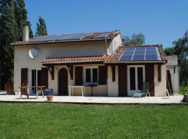 baletti, hotel u gradu Saint-Vivien-de-Médoc