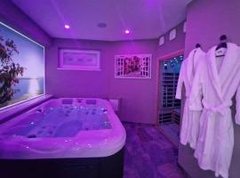 SPA & SAUNA lin pour l'autre, hotel i Calais