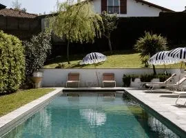 VILLA Centre Guethary piscine acces ocean a pied