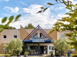 Hotel La Voile Bleue, hotel v destinácii La Richardais