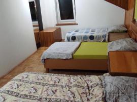Adam room 7, hotel Wrocławban