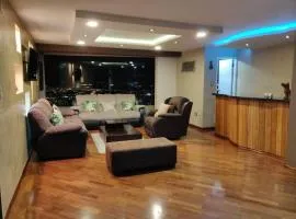 Vista Real Modern View Apartment