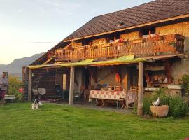 La chambre Savoyarde chez les gar&ccedil;ons