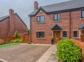 Pass the Keys Charming Modern Retreat with Private Garden