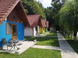 Aterman's Cottages