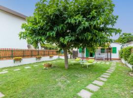 Holiday Home Chalet La Mazzanta by Interhome, hotel a Mazzanta