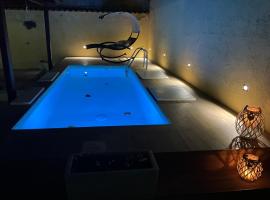 Villa mari&amuri, готель у місті Ното