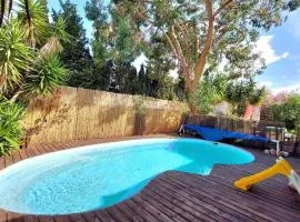 Villa avec jardin et piscine privés