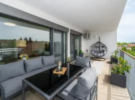Fully equipped Apartments with Terraces, Free garage parking, Netflix & AC - by Apartmány Šlapanice cz